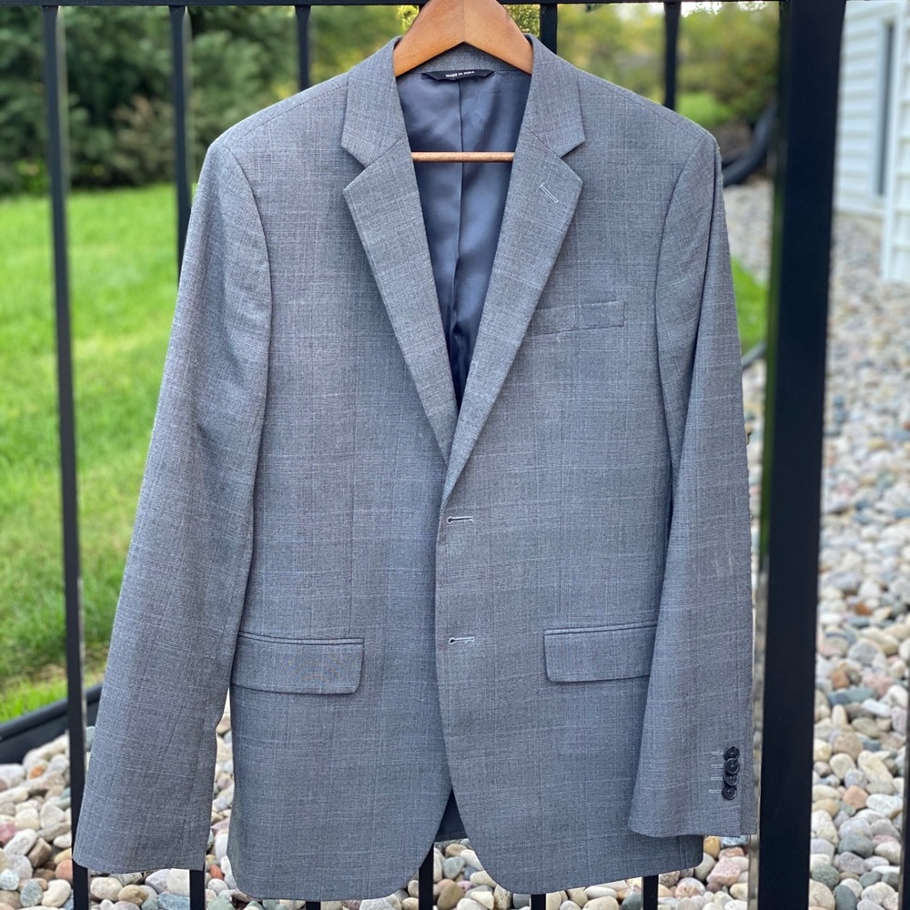 Banana Republic Tailored Slim Fit Gray Suit Jacket